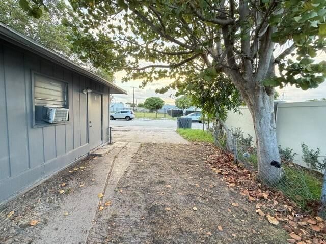 714 S H Street, Lake Worth Beach, FL 33460