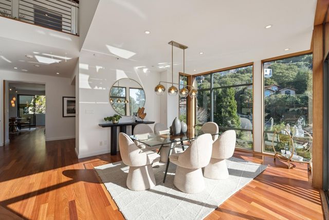 1015 Grand View Dr, Berkeley, CA 94705