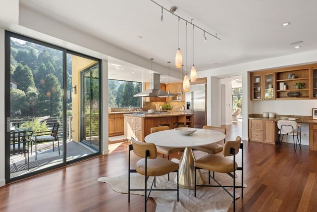 1015 Grand View Dr, Berkeley, CA 94705