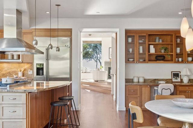 1015 Grand View Dr, Berkeley, CA 94705