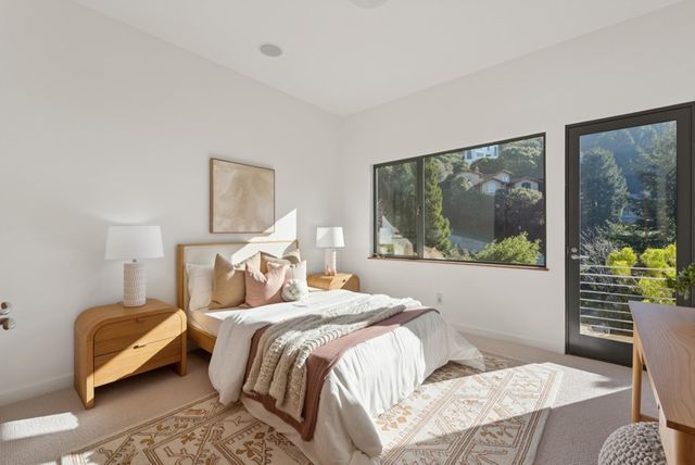 1015 Grand View Dr, Berkeley, CA 94705