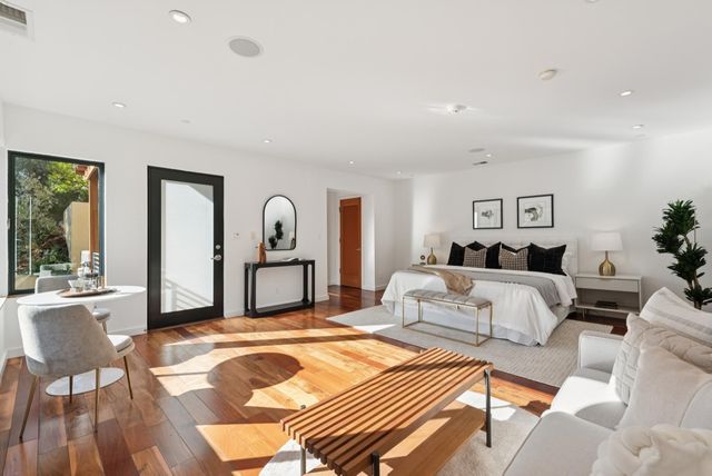 1015 Grand View Dr, Berkeley, CA 94705