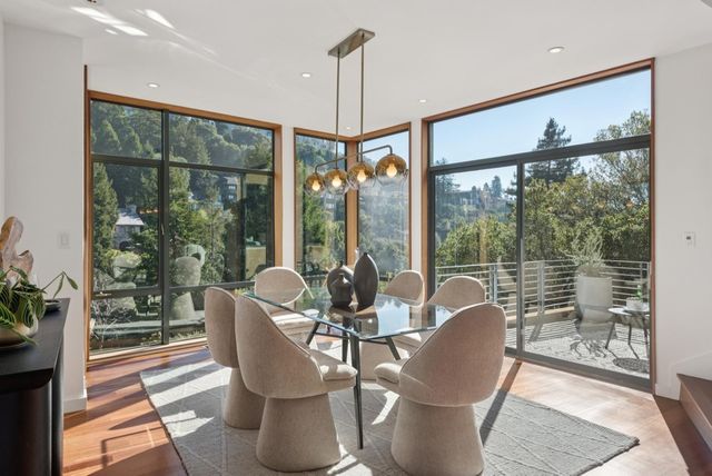 1015 Grand View Dr, Berkeley, CA 94705