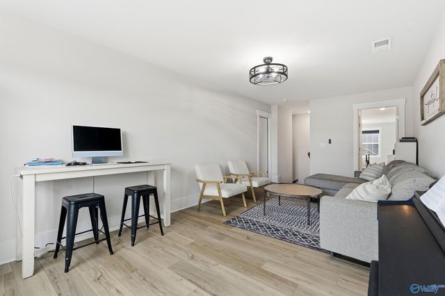 233 White Horse Way, Toney, AL 35773