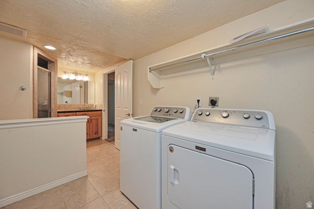 11463 S 2510 W, South Jordan, UT 84095