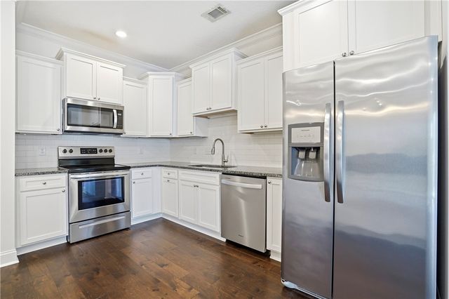 607 Mariners Circle, St Simons Island, GA 31522