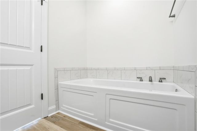 607 Mariners Circle, St Simons Island, GA 31522