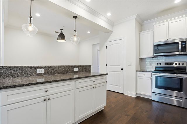 607 Mariners Circle, St Simons Island, GA 31522