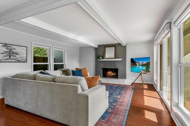 100 Lido CIR G1, Lakeway, TX 78734