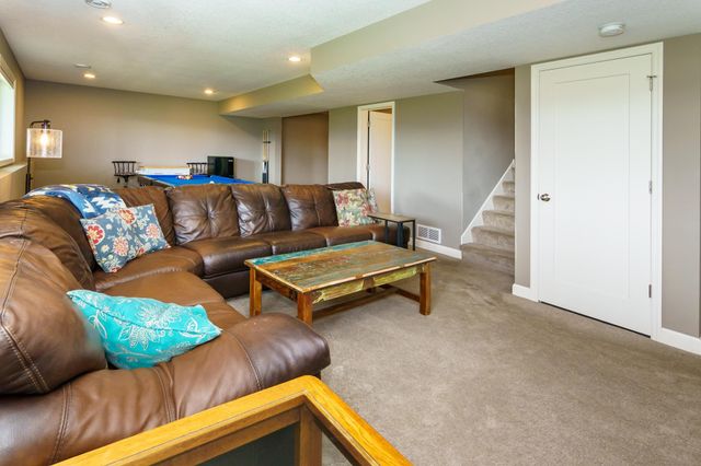 14000 Ashford Path, Rosemount, MN 55068