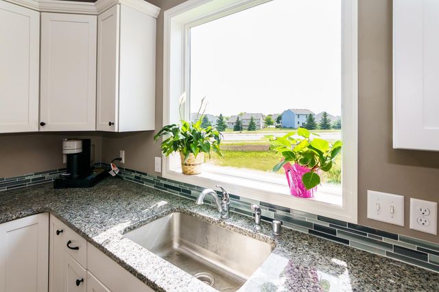 14000 Ashford Path, Rosemount, MN 55068
