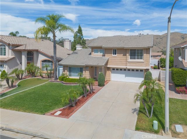 13390 Cloudburst Drive, Corona, CA 92883