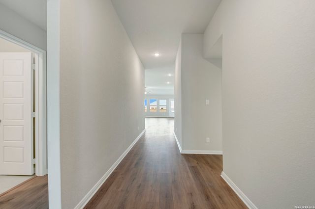 1033 Eagle Crossing, Seguin, TX 78155