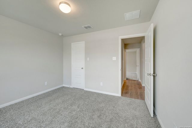 1033 Eagle Crossing, Seguin, TX 78155