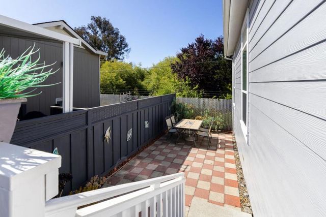 19 Primrose Street, Aptos, CA 95003