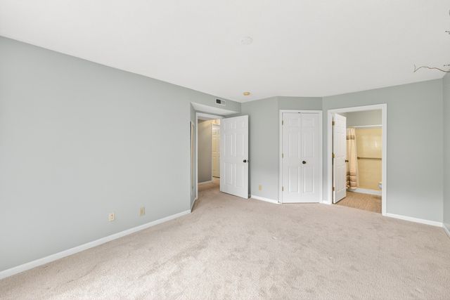 2112 Clareglen Drive, 202, Crescent Springs, KY 41017