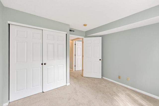 2112 Clareglen Drive, 202, Crescent Springs, KY 41017