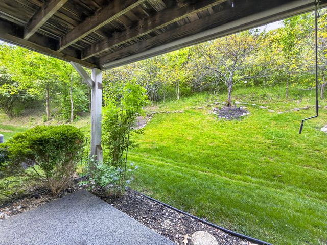 2112 Clareglen Drive, 202, Crescent Springs, KY 41017