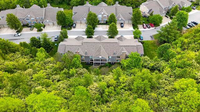 2112 Clareglen Drive, 202, Crescent Springs, KY 41017