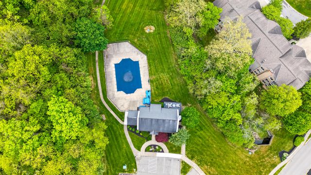 2112 Clareglen Drive, 202, Crescent Springs, KY 41017