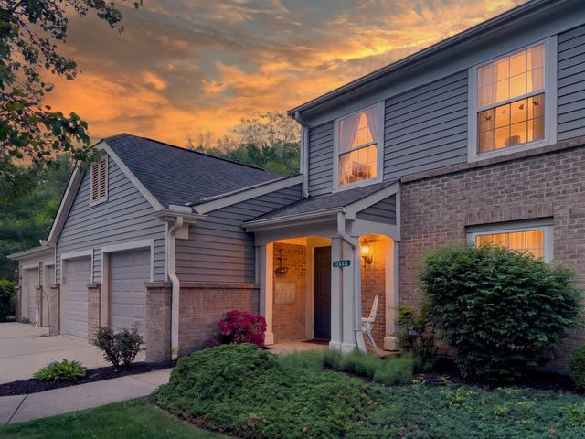 2112 Clareglen Drive, 202, Crescent Springs, KY 41017
