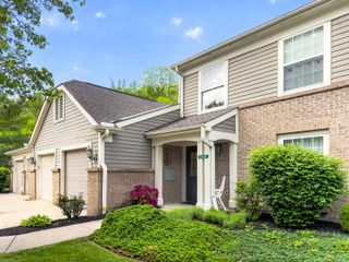 2112 Clareglen Drive, 202, Crescent Springs, KY 41017