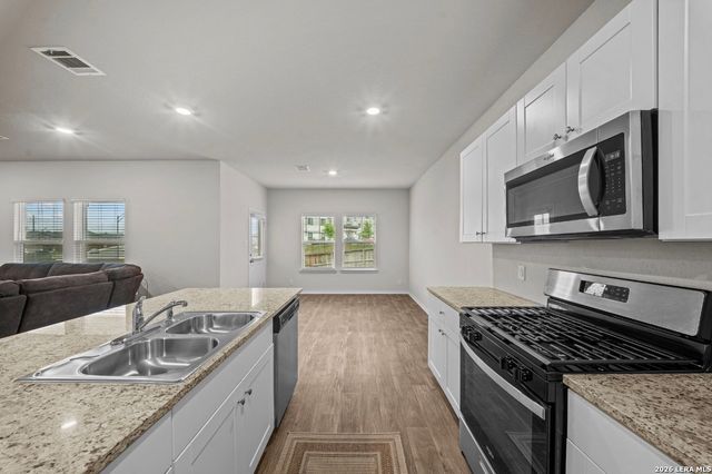 10615 Pinova, San Antonio, TX 78252