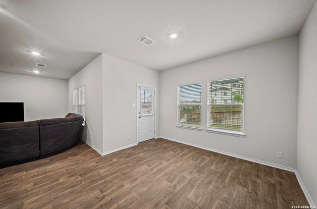 10615 Pinova, San Antonio, TX 78252