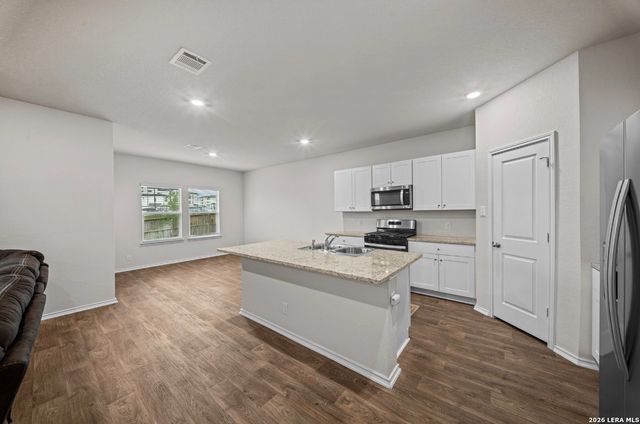 10615 Pinova, San Antonio, TX 78252