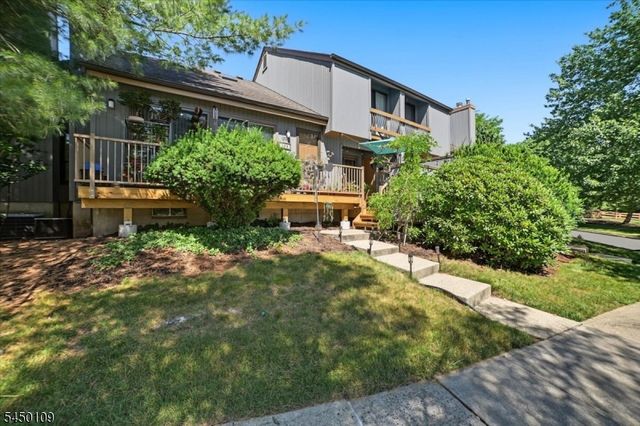 132 Bayberry Row Ondo, Bernards Twp., NJ 07920