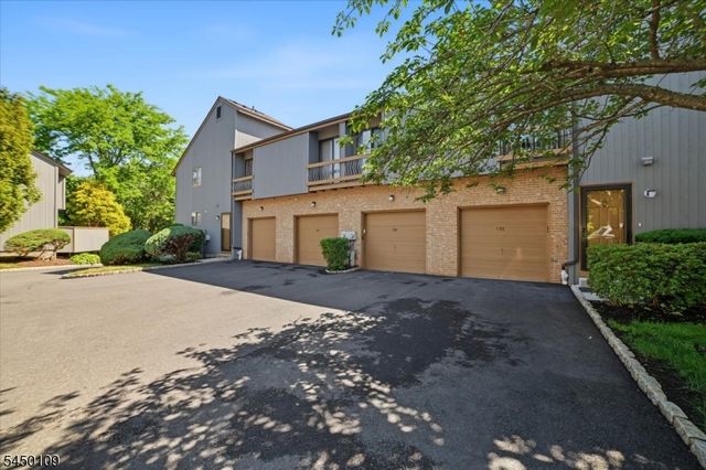 132 Bayberry Row Ondo, Bernards Twp., NJ 07920