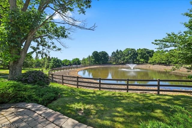 132 Bayberry Row Ondo, Bernards Twp., NJ 07920