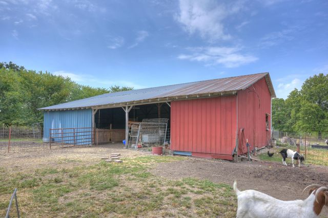 13691 Palm Road, Neosho, MO 64850