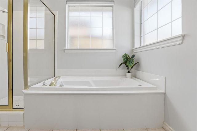 3305 Riverwalk Drive, Norman, OK 73072