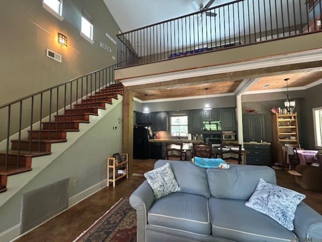 11283 N Wakefield Dr, St Francisville, LA 70775