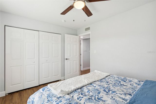 265 SEAHORSE DRIVE SE B, St Petersburg, FL 33705