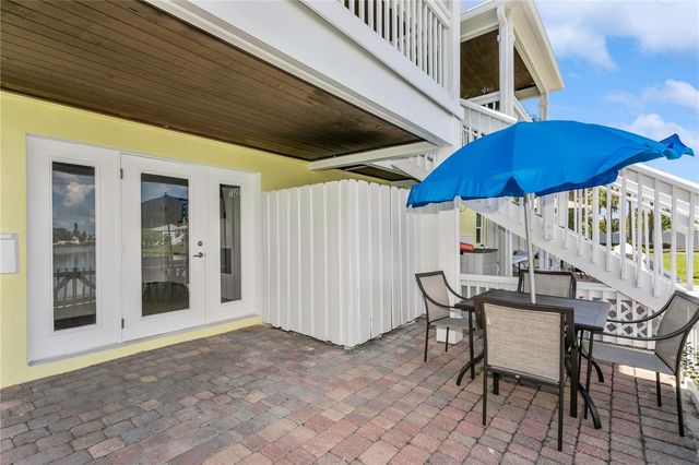 265 SEAHORSE DRIVE SE B, St Petersburg, FL 33705