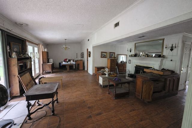 1386 County Road 1036, Greenville, TX 75401