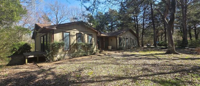 1386 County Road 1036, Greenville, TX 75401