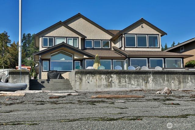 4913 Marshall Road, Clinton, WA 98236