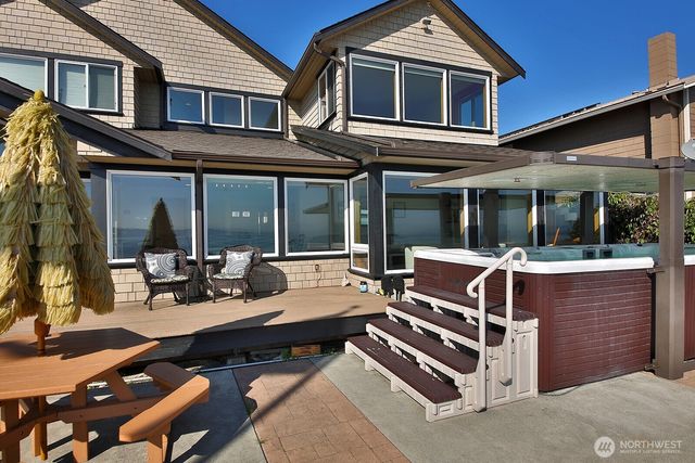 4913 Marshall Road, Clinton, WA 98236