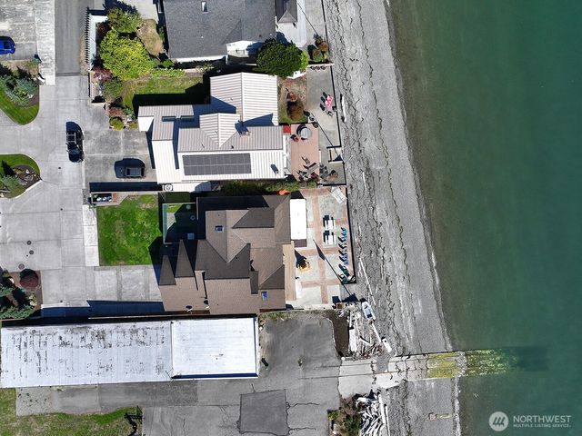 4913 Marshall Road, Clinton, WA 98236