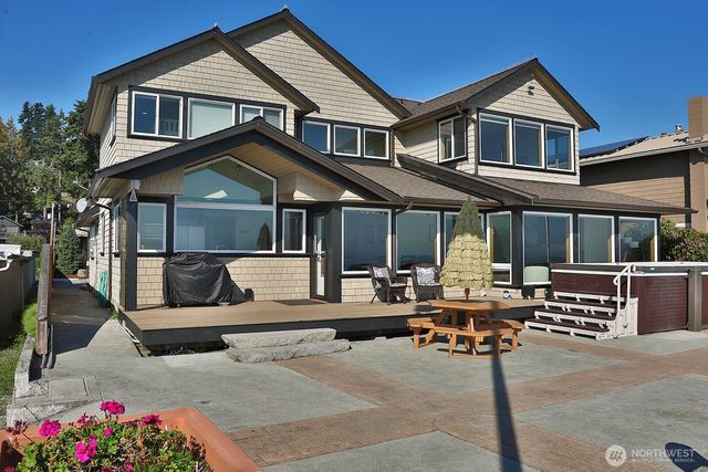 4913 Marshall Road, Clinton, WA 98236
