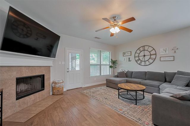 7211 Casita Drive, Magnolia, TX 77354