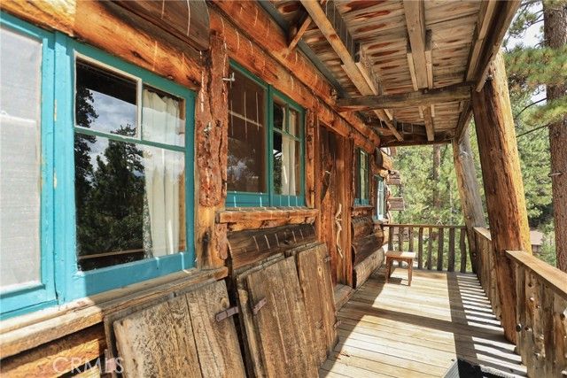 39342 Mohawk Drive, Fawnskin, CA 92333