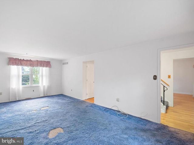 23 BUNKER HILL RD, New Castle, DE 19720