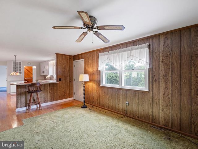 23 BUNKER HILL RD, New Castle, DE 19720