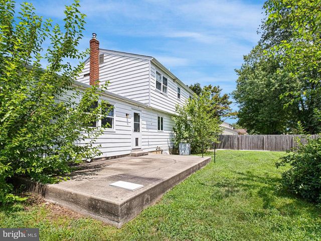 23 BUNKER HILL RD, New Castle, DE 19720