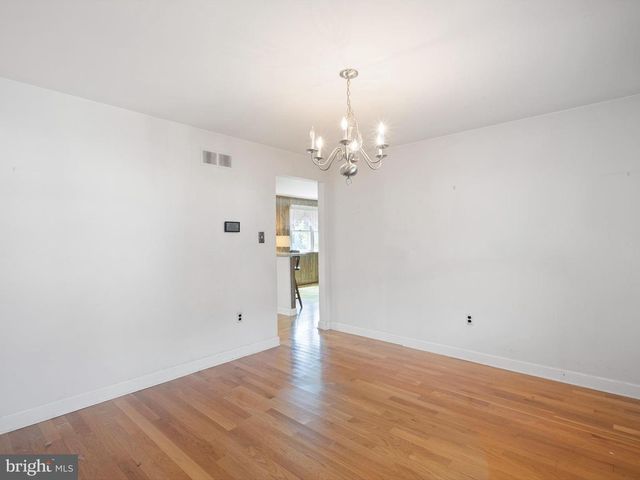 23 BUNKER HILL RD, New Castle, DE 19720