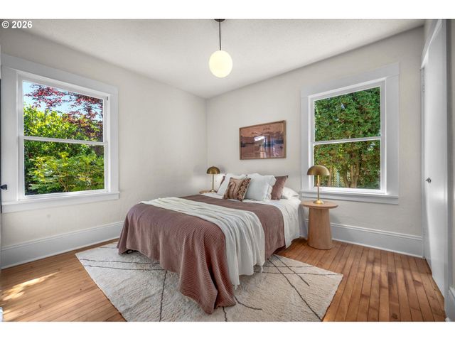 7316 N KERBY Ave, Portland, OR 97217